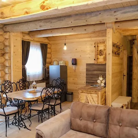 Drvena Kuca Ruza * Kopaonik