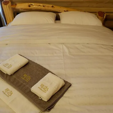 Drvena Kuca Ruza Lodge