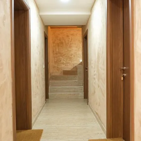 Lodge Drvena Kuca Ruza *