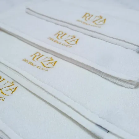 Lodge Drvena Kuca Ruza *