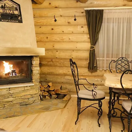 Lodge Drvena Kuca Ruza