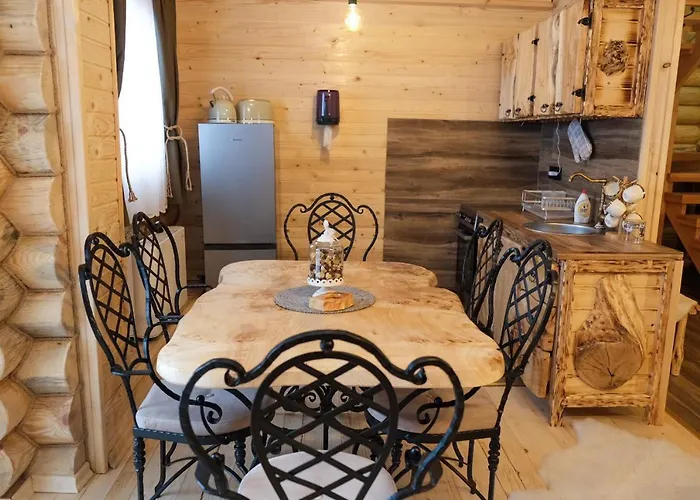 Drvena Kuca Ruza Chata