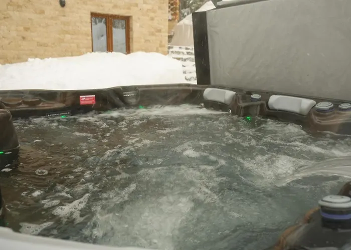 Drvena Kuca Ruza Chata