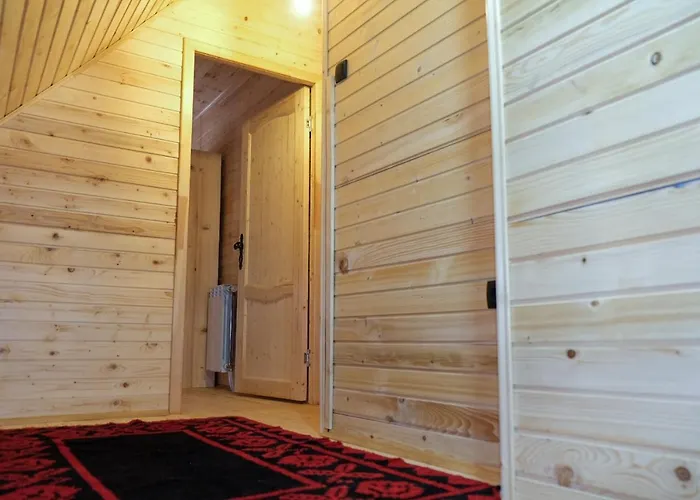 Chata Drvena Kuca Ruza *