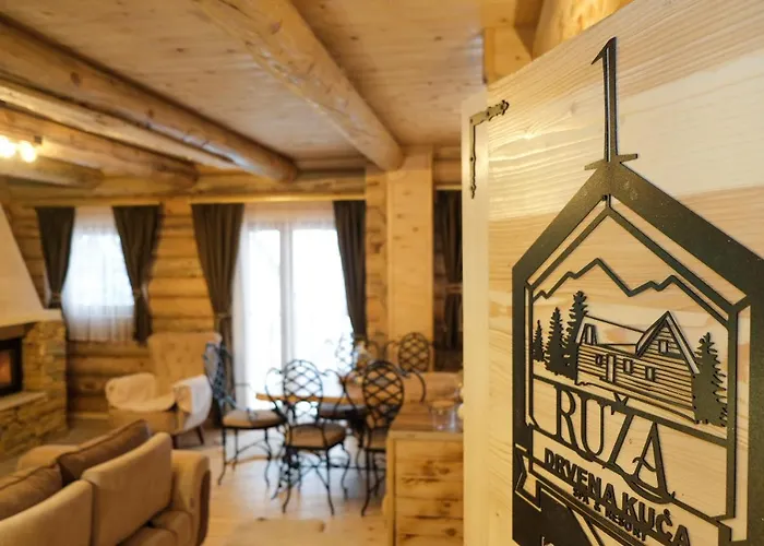 Chata Drvena Kuca Ruza *